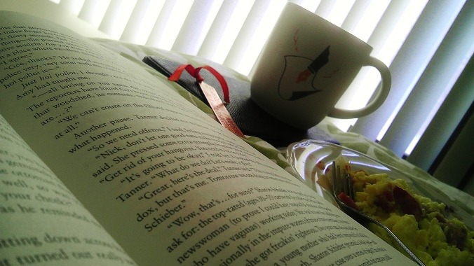 It should be a law that Sunday mornings are meant for paper books and breakfast in bed. 